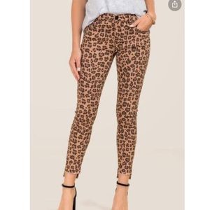 Harper Mid-rise Cheetah Step Hem Skinny Jeans